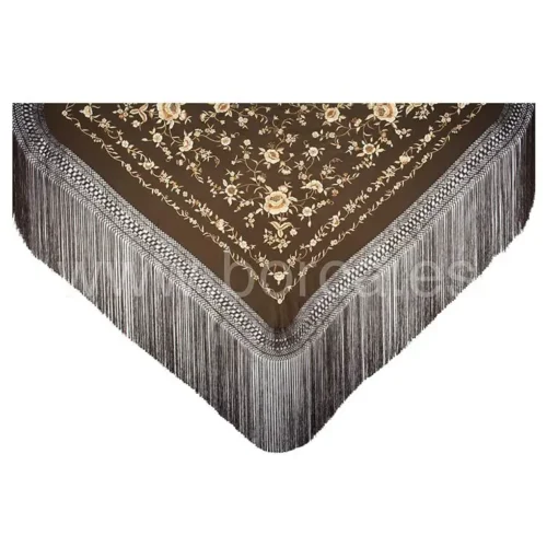 Mantón de manila bordado a mano en seda natural